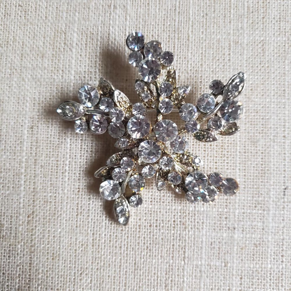 Brooch Bundle - Picture 5 of 8